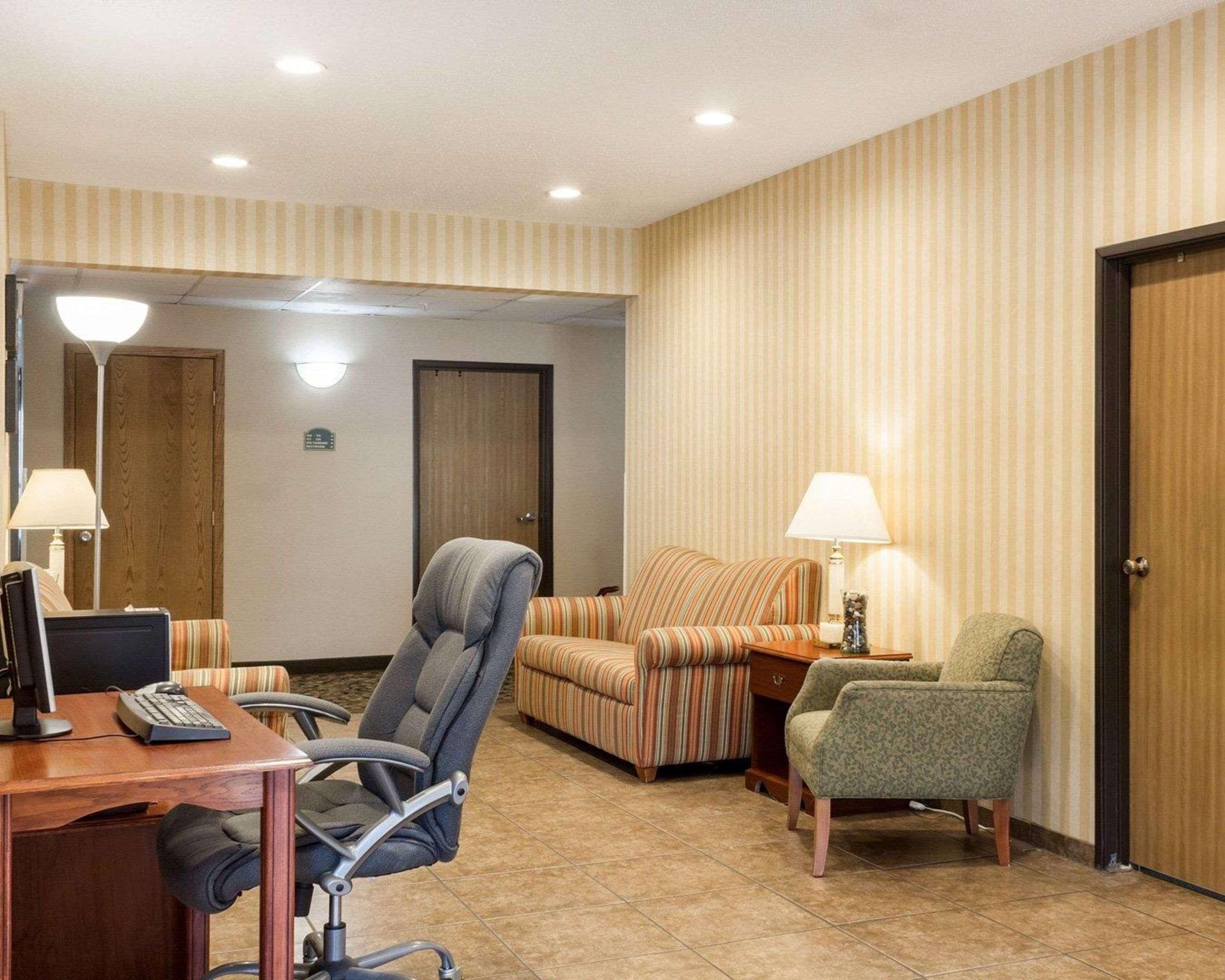 Quality Inn Brookings-University Buitenkant foto