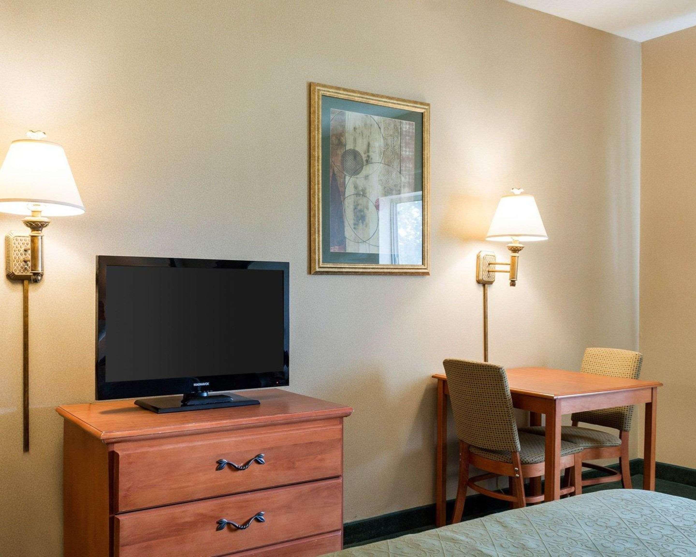 Quality Inn Brookings-University Buitenkant foto