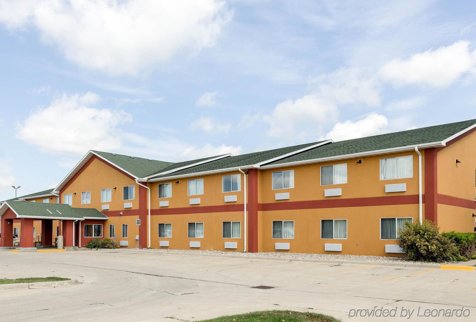 Quality Inn Brookings-University Buitenkant foto